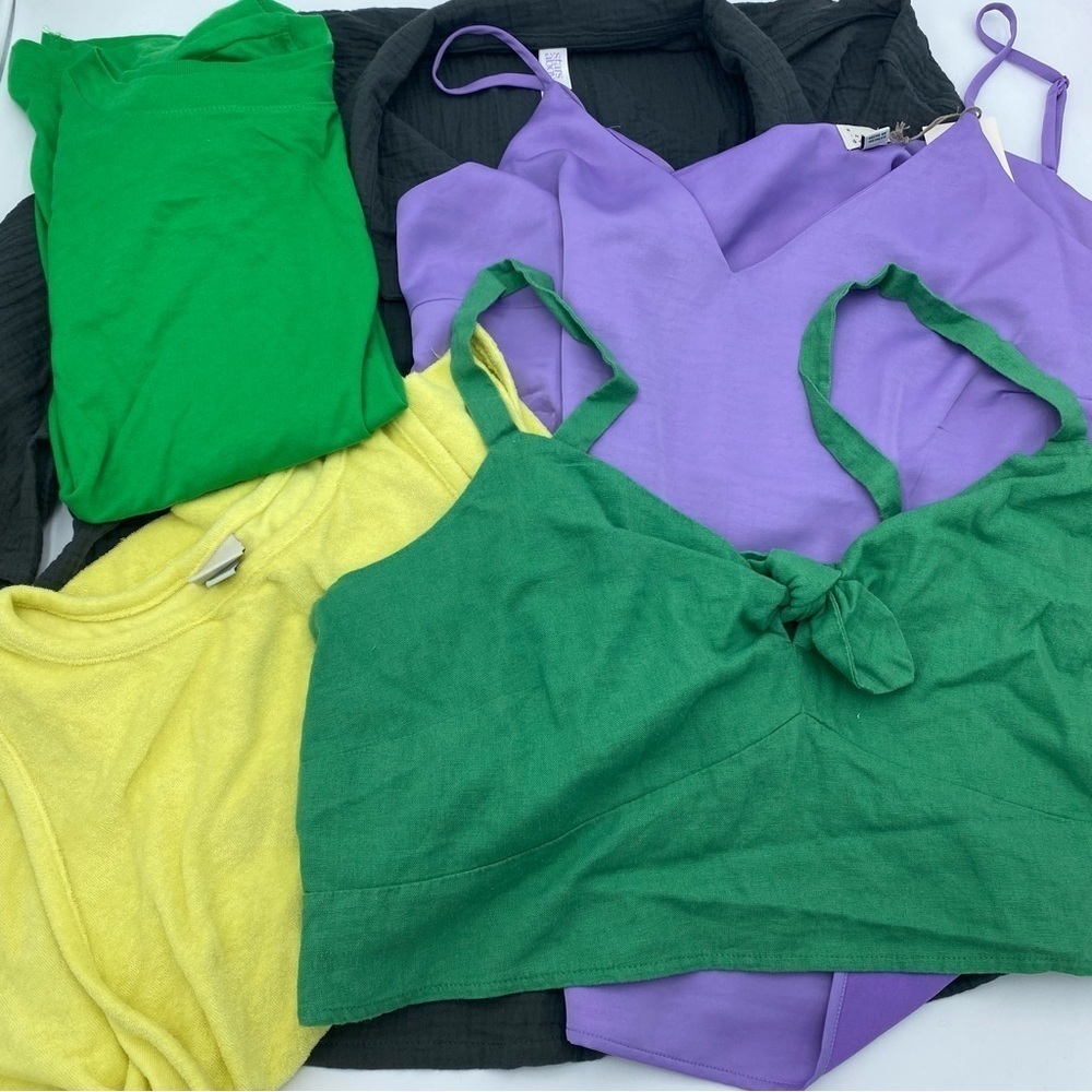 Bundle of 5 Target Brand Tops - XXL